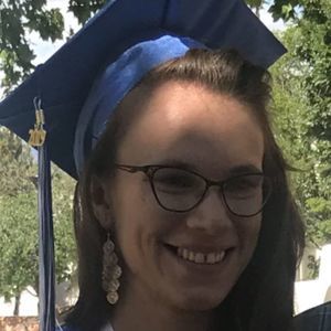 Meet your Posher, Carla